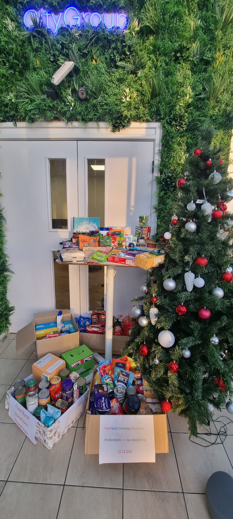 CityGroup help local families at Christmas with foodbank donations